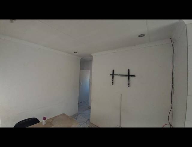 3 BEDROOM PROPERTY TO RENT IN PHILIP NEL PARK